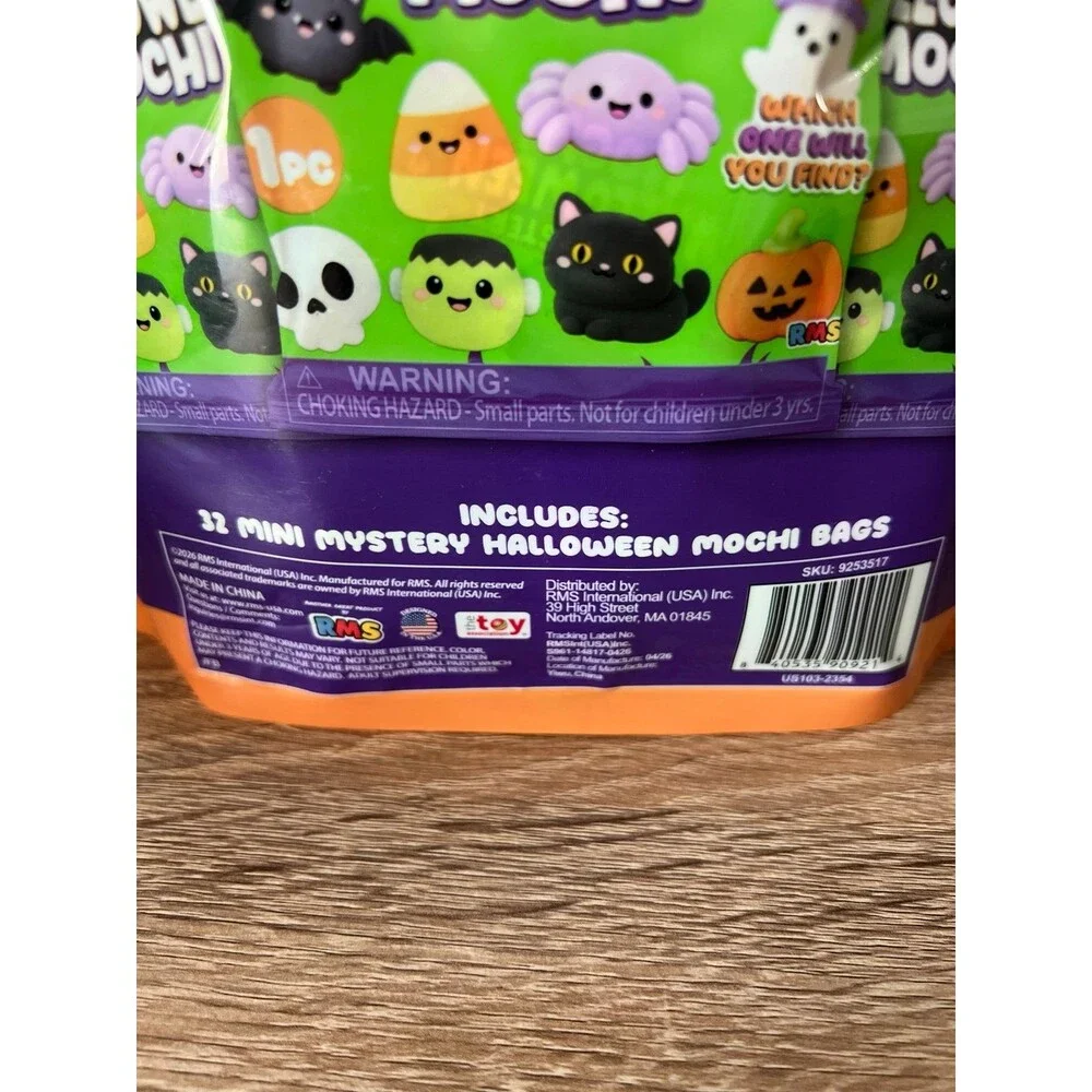 Crazy fun 32 pack Halloween mochis  & 4 pack Halloween squishes
